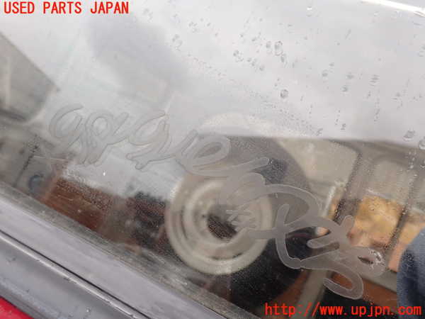 5UPJ-29561380]三菱ジープ(J37)右クォーターガラス 中古_m0002.jpg