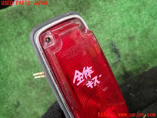 5UPJ-29561530]三菱ジープ(J37)右テールランプ 中古_m0002.jpg