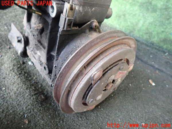 1UPJ-29566025]三菱ジープ(J37)エアコンコンプレッサー 中古_m0003.jpg