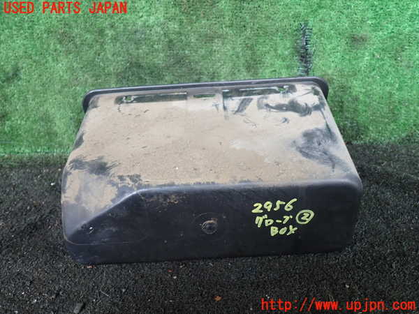 5UPJ-29567517]三菱ジープ(J37)グローブボックス2 中古_m0004.jpg
