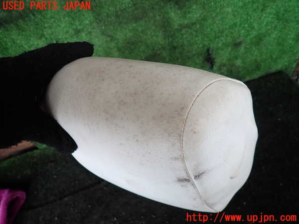 5UPJ-29567070]三菱ジープ(J37)助手席ヘッドレスト 中古_m0003.jpg