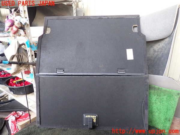 1UPJ-29577771]ポルシェ・パナメーラ 4(970CWA)ラゲッジトレイ1 中古_m0002.jpg