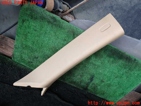 1UPJ-29577655]ポルシェ・パナメーラ 4(970CWA)右フロントピラートリム 中古_m0001.jpg