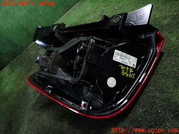 1UPJ-29581530]フィアット・500C(31212)右テールランプ 中古_m0003.jpg