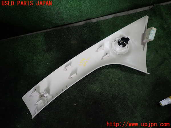 1UPJ-29587655]フィアット・500C(31212)右フロントピラートリム 中古_m0004.jpg