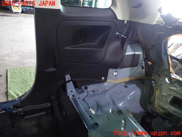 5UPJ-29587675]フィアット・500C(31212)右リアピラートリム 中古_m0003.jpg