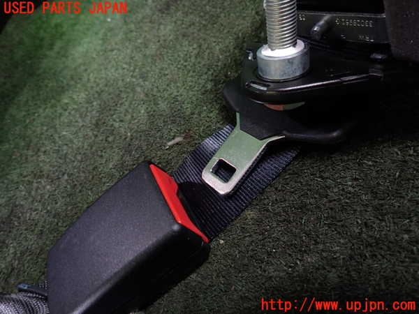 5UPJ-29587185]フィアット・500C(31212)左2列目シートベルト 中古_m0002.jpg