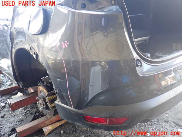 1UPJ-29591610]CX-8(KG2P)リアバンパー 中古_m0004.jpg