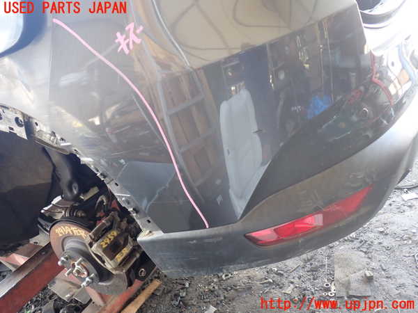 1UPJ-29591610]CX-8(KG2P)リアバンパー 中古_m0005.jpg