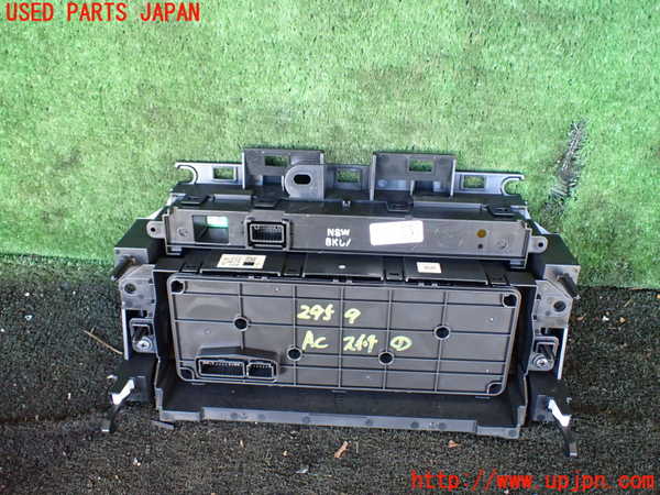 1UPJ-29596066]CX-8(KG2P)エアコンスイッチ1 中古_m0003.jpg