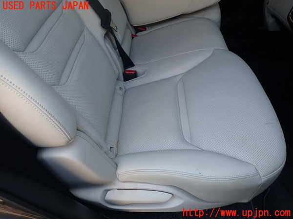 1UPJ-29597145]CX-8(KG2P)右2列目シート 中古_m0003.jpg