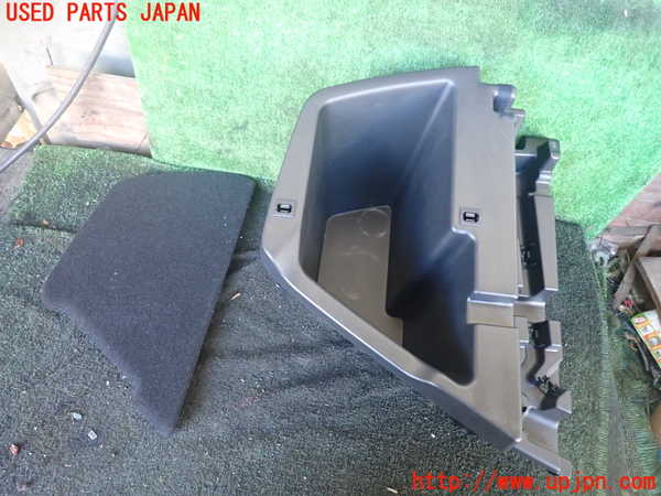 1UPJ-29597773]CX-8(KG2P)ラゲッジトレイ3 中古_m0002.jpg