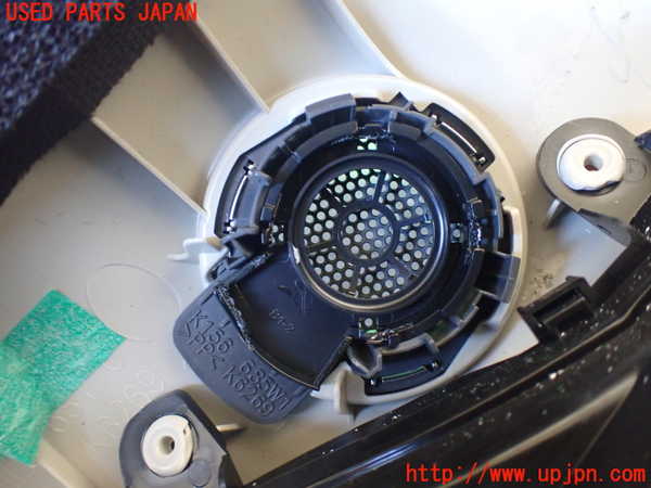 5UPJ-29597660]CX-8(KG2P)左フロントピラートリム 中古_m0003.jpg