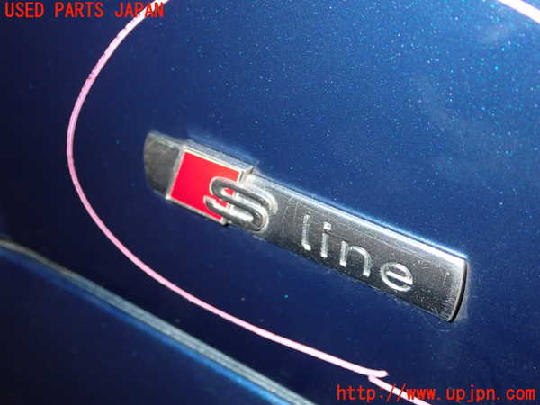 1UPJ-29601631]アウディ・TT クーペ(8NBHEF)エンブレム1 中古_m0002.jpg