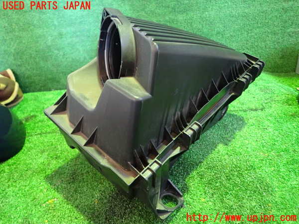 1UPJ-29602560]アウディ・TT クーペ(8NBHEF)エアクリーナーボックス 中古_m0001.jpg