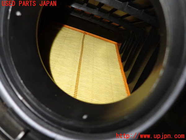 1UPJ-29602560]アウディ・TT クーペ(8NBHEF)エアクリーナーボックス 中古_m0003.jpg
