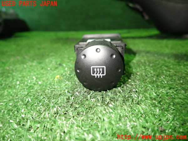 1UPJ-29606300]アウディ・TT クーペ(8NBHEF)デフォッガースイッチ 中古_m0001.jpg