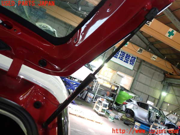 1UPJ-29611584]BMW ミニ(MINI)クーパー F56(XM15)リアゲートダンパー 中古_m0001.jpg