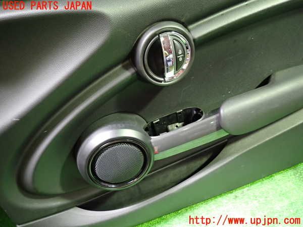 1UPJ-29611234]BMW ミニ(MINI)クーパー F56(XM15)右ドア内張り 中古_m0002.jpg