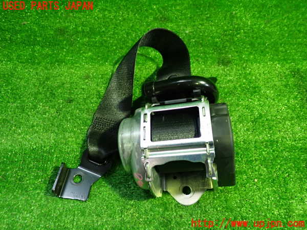 1UPJ-29617155]BMW ミニ(MINI)クーパー F56(XM15)右2列目シートベルト 中古_m0001.jpg