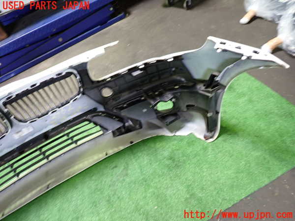 1UPJ-29621010]BMW 218d グランツアラー(2E20 F46)フロントバンパー 中古_m0004.jpg