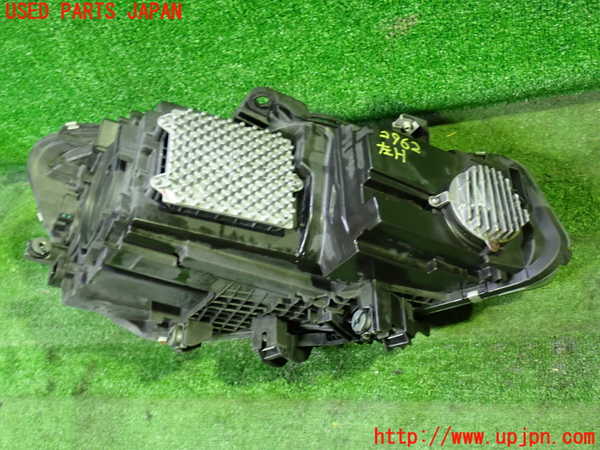 1UPJ-29621132]BMW 218d グランツアラー(2E20 F46)左ヘッドライト HID 中古_m0003.jpg