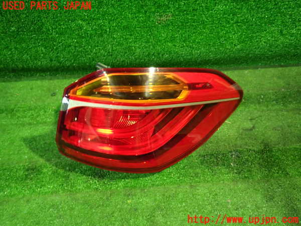 5UPJ-29621530]BMW 218d グランツアラー(2E20 F46)右テールランプ 中古_m0001.jpg