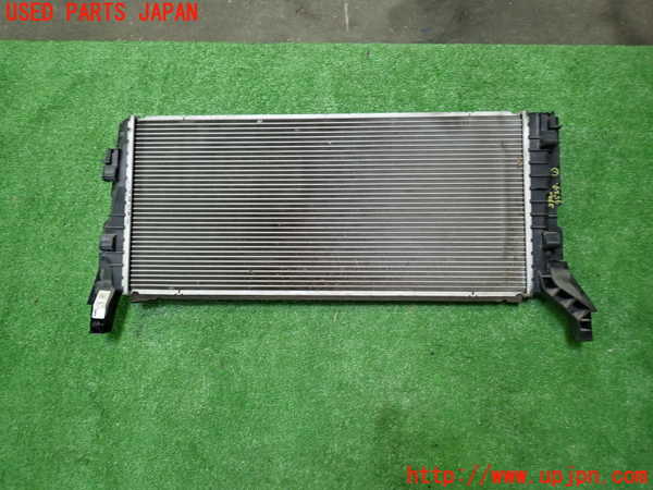 1UPJ-29622321]BMW 218d グランツアラー(2E20 F46)ラジエーター1 中古_m0001.jpg