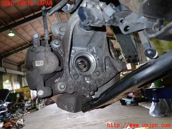 1UPJ-29624290]BMW 218d グランツアラー(2E20 F46)右フロントナックルハブ 中古_m0002.jpg