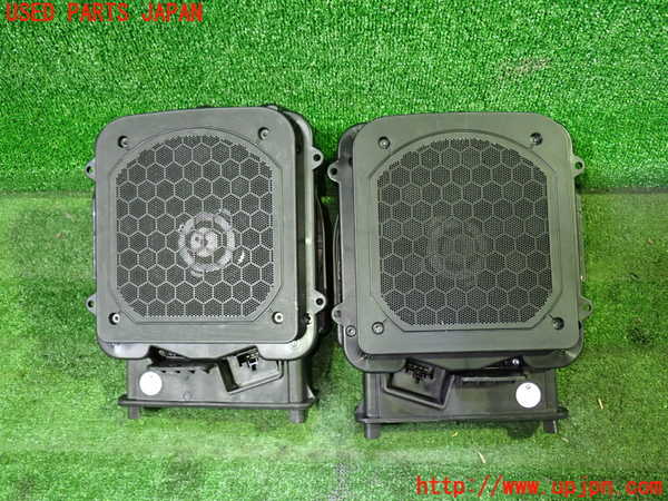 1UPJ-29626530]BMW 218d グランツアラー(2E20 F46)ウーハー 中古_m0001.jpg