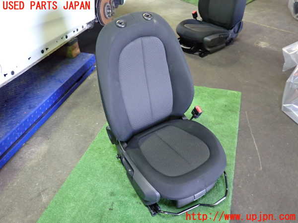 1UPJ-29627035]BMW 218d グランツアラー(2E20 F46)運転席シート 中古_m0001.jpg