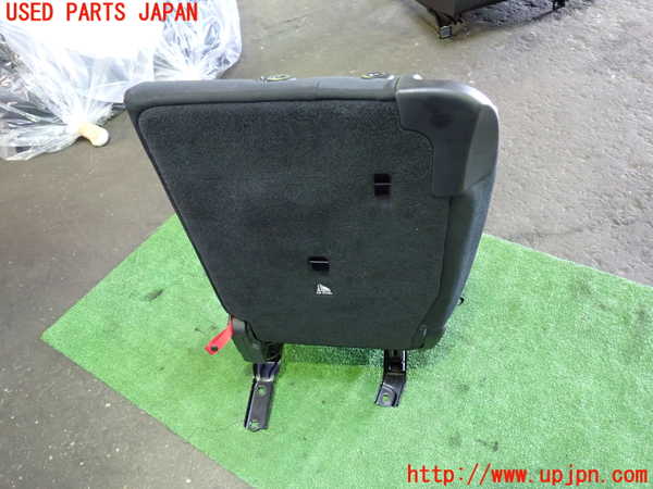 5UPJ-29627145]BMW 218d グランツアラー(2E20 F46)右2列目シート 中古_m0004.jpg