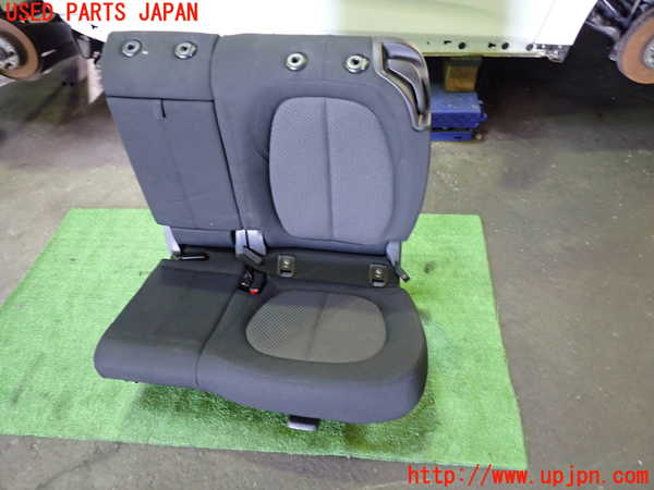 1UPJ-29627175]BMW 218d グランツアラー(2E20 F46)左2列目シート 中古_m0001.jpg