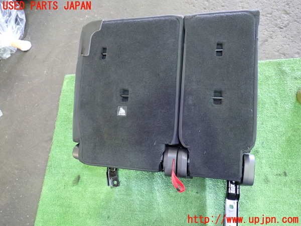 1UPJ-29627175]BMW 218d グランツアラー(2E20 F46)左2列目シート 中古_m0005.jpg