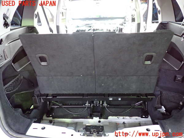 5UPJ-29627210]BMW 218d グランツアラー(2E20 F46)3列目シート 中古_m0004.jpg