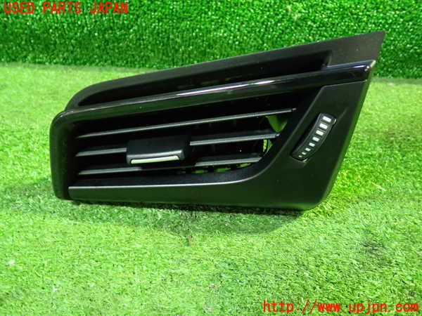 5UPJ-29627526]BMW 218d グランツアラー(2E20 F46)エアコン吹き出し口1 (右) 中古_m0001.jpg