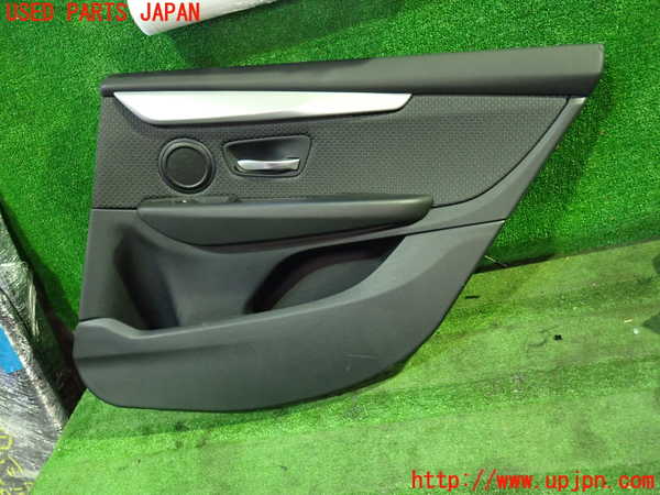 1UPJ-29621294]BMW 218d グランツアラー(2E20 F46)右後ドア内張り 中古_m0001.jpg