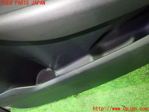 1UPJ-29621294]BMW 218d グランツアラー(2E20 F46)右後ドア内張り 中古_m0003.jpg