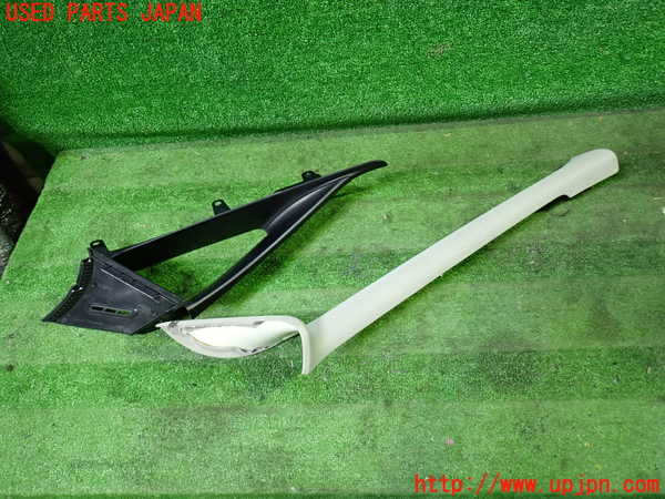 5UPJ-29627655]BMW 218d グランツアラー(2E20 F46)右フロントピラートリム 中古_m0001.jpg