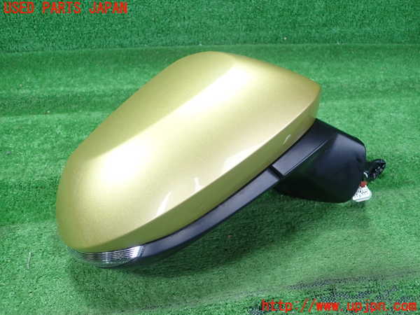 1UPJ-29631210]ヤリス(YARIS) クロス(MXPB10)右ドアミラー 中古_m0001.jpg