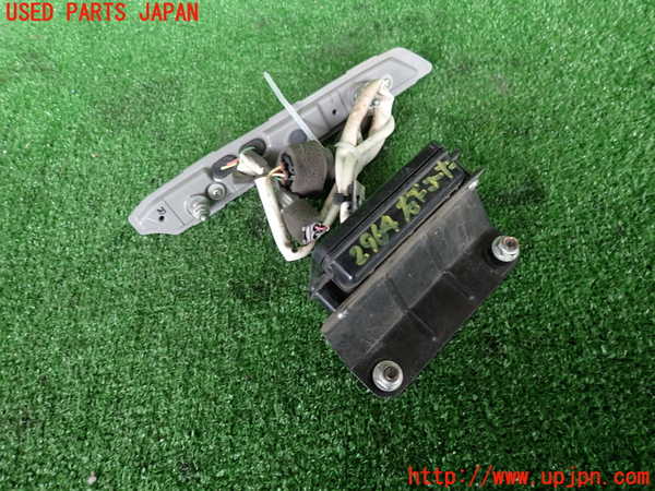 2UPJ-29641150]レヴォーグ(VM4)右コーナーランプ 中古_m0002.jpg