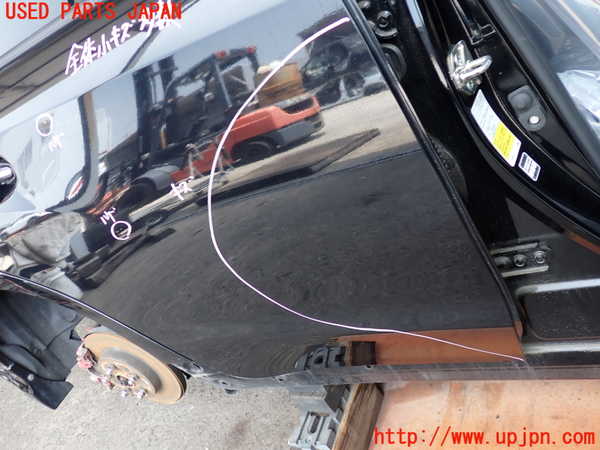 2UPJ-29641290]レヴォーグ(VM4)右後ドア 中古 AGC M2L4 43R-00073_m0002.jpg