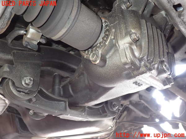 2UPJ-29644355]レヴォーグ(VM4)リアデフ 中古_m0003.jpg