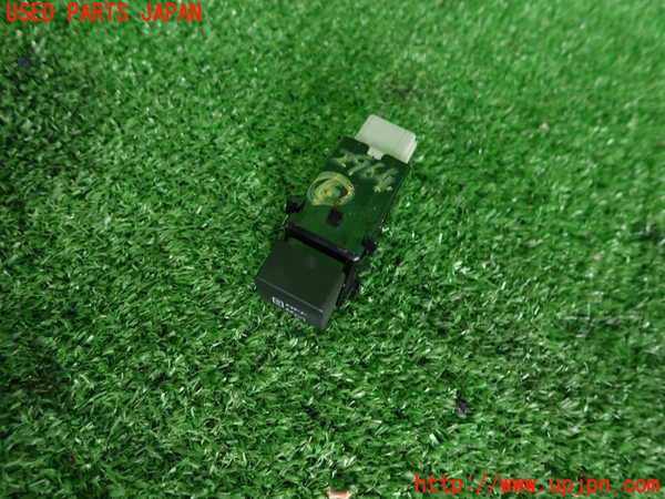 2UPJ-29646311]レヴォーグ(VM4)スイッチ6(死角車両検知オフ) 中古_m0002.jpg