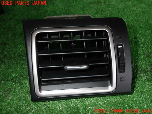 2UPJ-29647528]レヴォーグ(VM4)エアコン吹き出し口3 (左) 中古_m0001.jpg