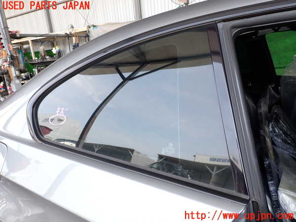 2UPJ-29651380]BMW 335i クーペ(KG35)(E92)右クォーターガラス Mスポーツ 中古(43R-001025 M241)_m0001.jpg