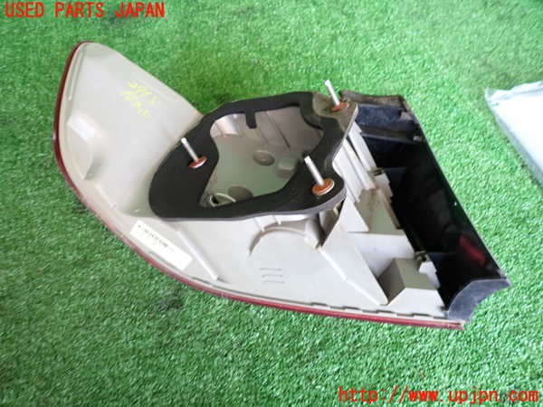 2UPJ-29651530]BMW 335i クーペ(KG35)(E92)右テールランプ Mスポーツ 中古_m0002.jpg
