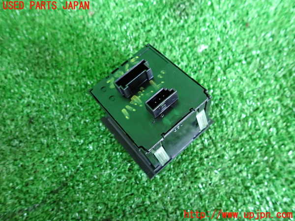 2UPJ-29656290]BMW 335i クーペ(KG35)(E92)ハザードスイッチ Mスポーツ 中古_m0002.jpg