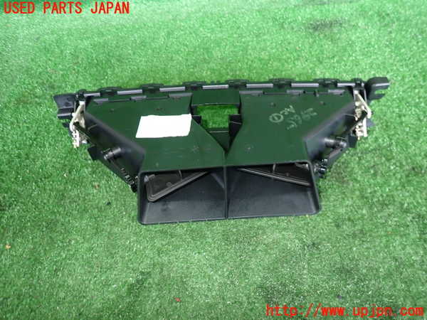 2UPJ-29657526]BMW 335i クーペ(KG35)(E92)エアコン吹き出し口1 (真中) Mスポーツ 中古_m0002.jpg