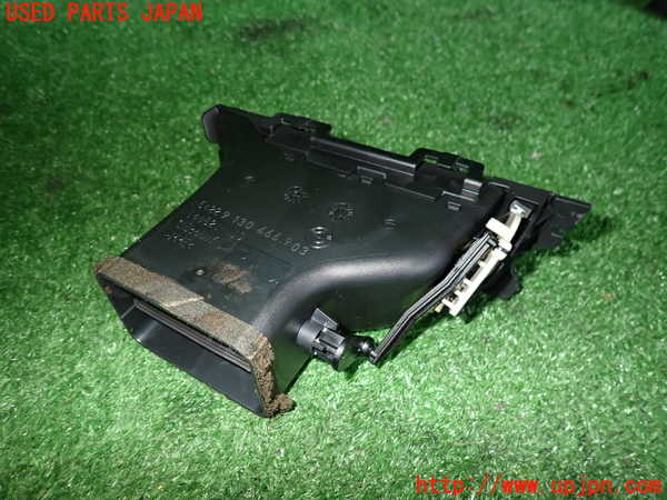 2UPJ-29657527]BMW 335i クーペ(KG35)(E92)エアコン吹き出し口2 (右) Mスポーツ 中古_m0002.jpg